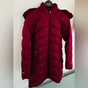 Eddie Bauer Women's Burgundy Puffer Jacket
